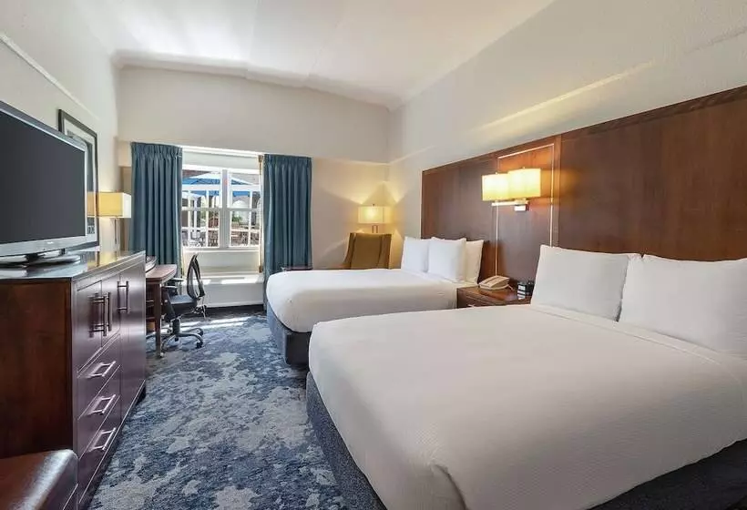 ２ダブルベッドのスタンダードルーム, Doubletree By Hilton Cape Cod Hyannis