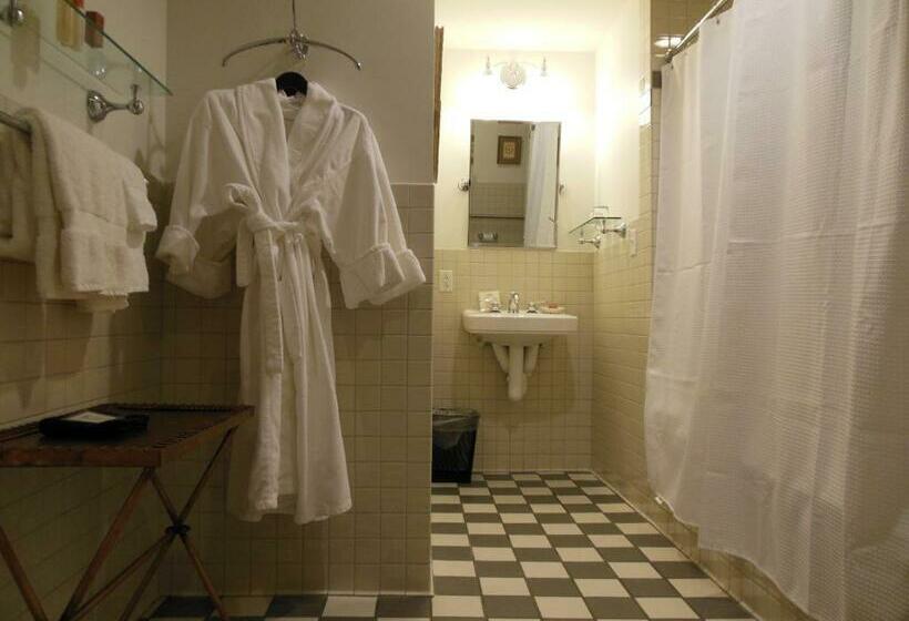 Номер Deluxe, Inn On Broadway