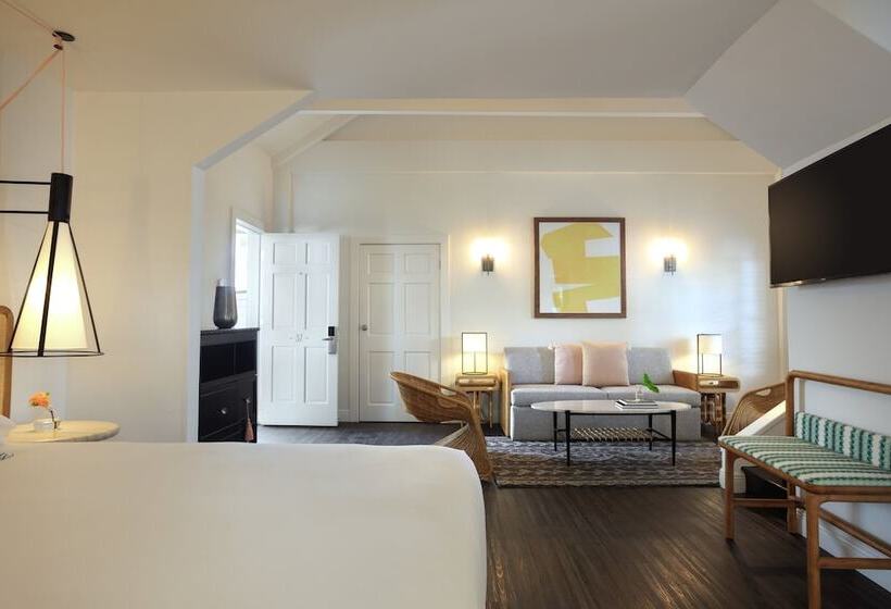 スイート, Lighthouse Hotel Key West Historic Inns