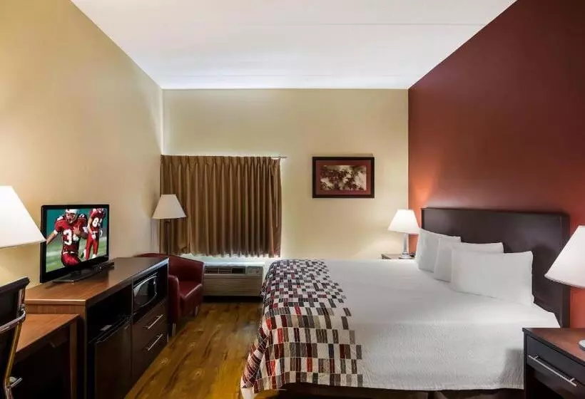キングサイズベッドのスーペリアルーム, Red Roof Inn Hendersonville