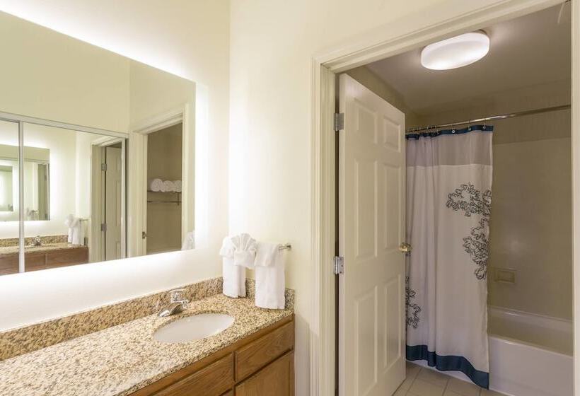 سوییت, Residence Inn Louisville Northeast