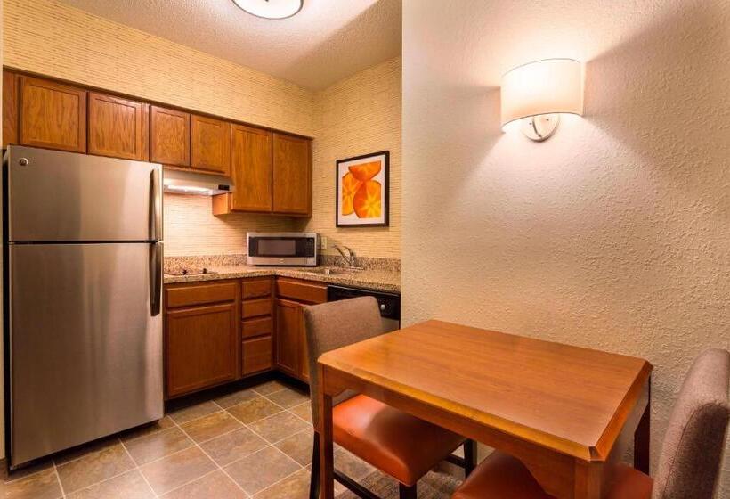 استودیوی استاندارد, Residence Inn Louisville Northeast