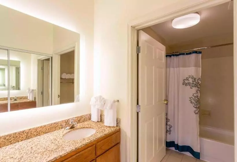استودیوی استاندارد, Residence Inn Louisville Northeast