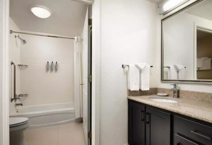 キングサイドベッドのスタンダードワンルーム, Residence Inn Philadelphia Conshohocken