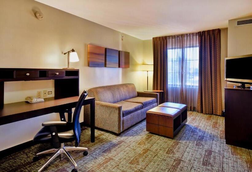 Люкс, Staybridge Suites Madison   East, An Ihg
