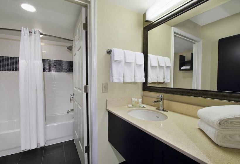 Люкс 2 Спальни, Staybridge Suites Tysons   Mclean, An Ihg