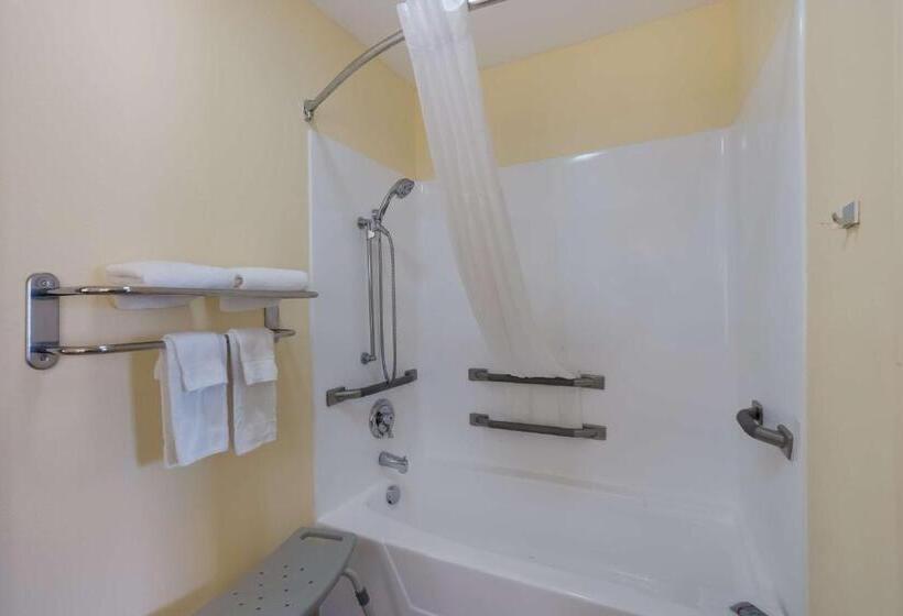 身障者適用キングサイズベッドルーム, Surestay Hotel By Best Western Manning