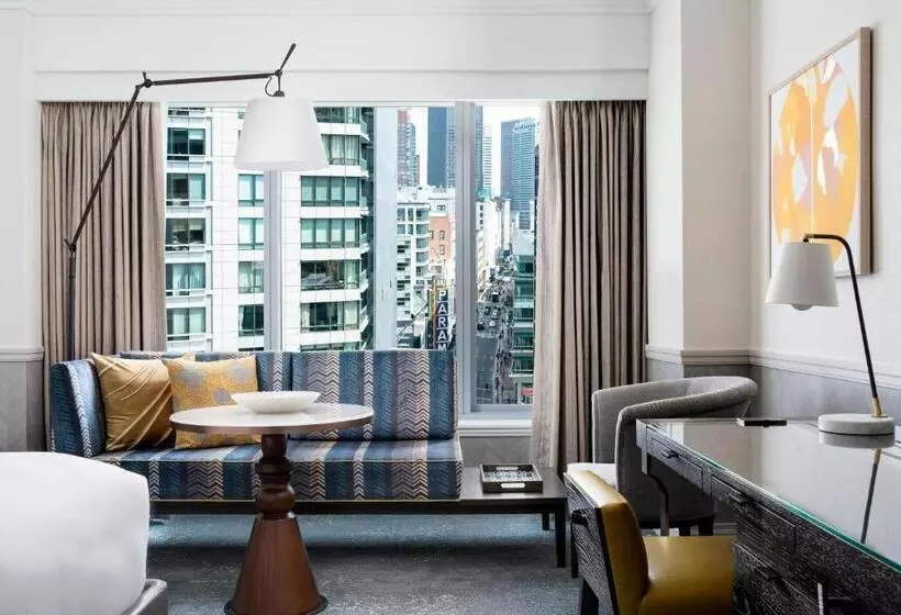 Club Room King Bed, The Ritzcarlton, Boston