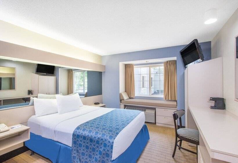 Люкс, Microtel Inn & Suites By Wyndham Seneca Falls