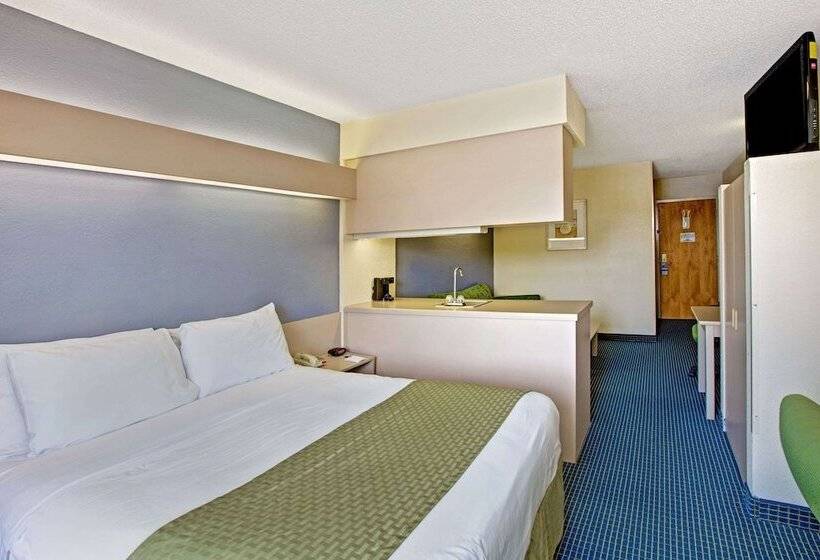 Студия Deluxe, Microtel Inn & Suites By Wyndham Statesville
