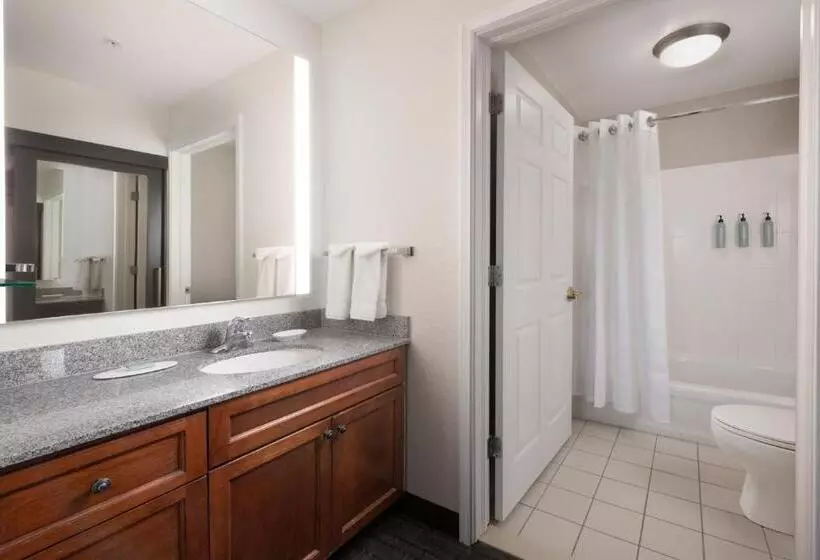 キングサイドベッドのスタンダードワンルーム, Residence Inn By Marriott Rogers