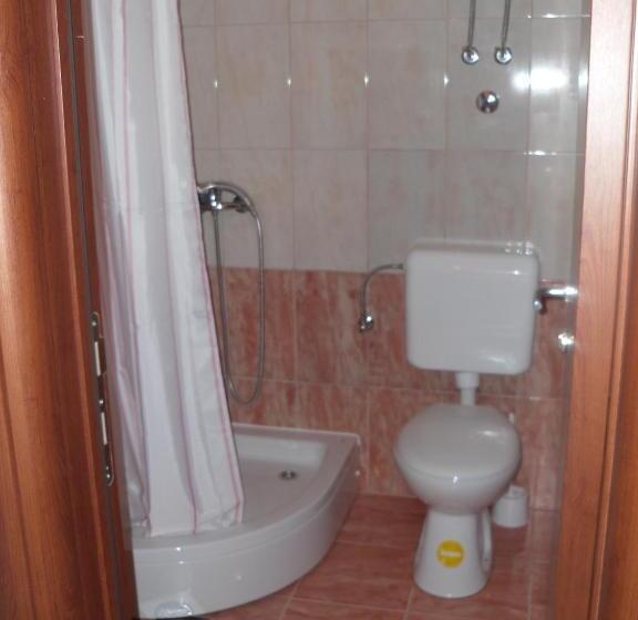 اتاق راحتی, Pansion Alfa