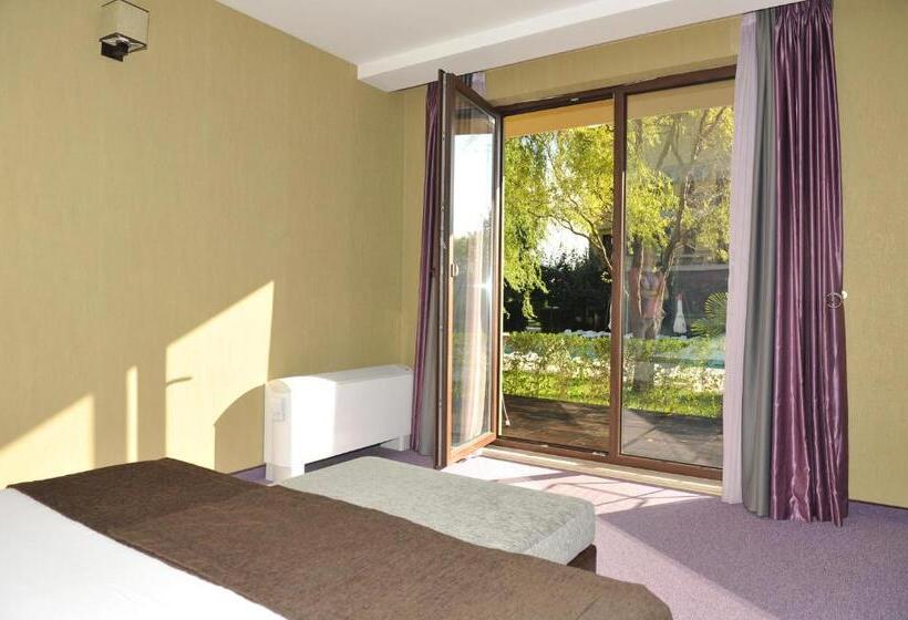 Люкс Повышенной Комфортности, Family Hotel Edia Sandanski