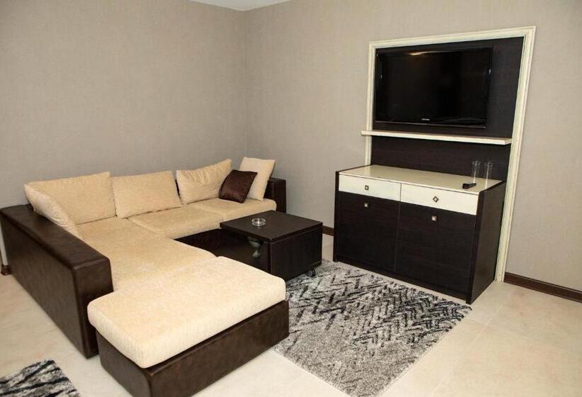 Люкс Повышенной Комфортности, Family Hotel Edia Sandanski