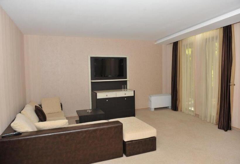Люкс Повышенной Комфортности, Family Hotel Edia Sandanski