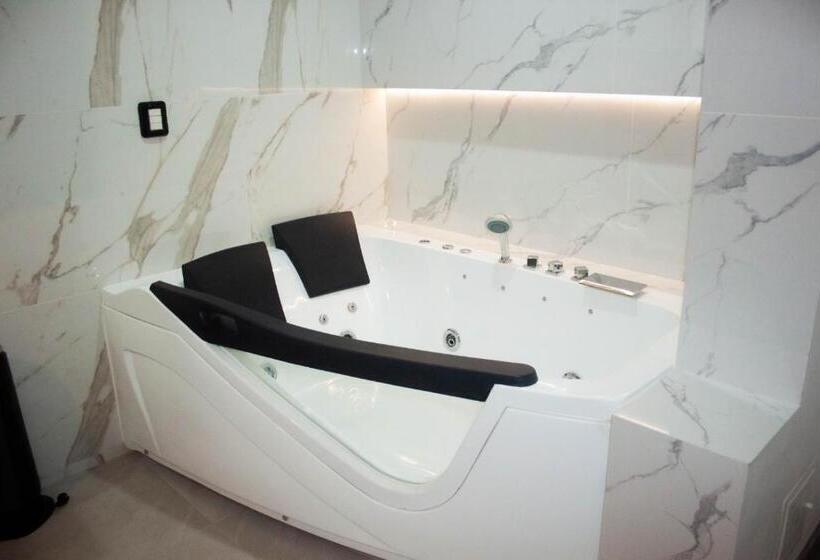 デラックスルーム, Don Bartolo