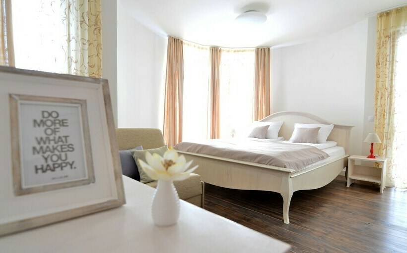 اتاق کلاسیک, Katerina Guest House