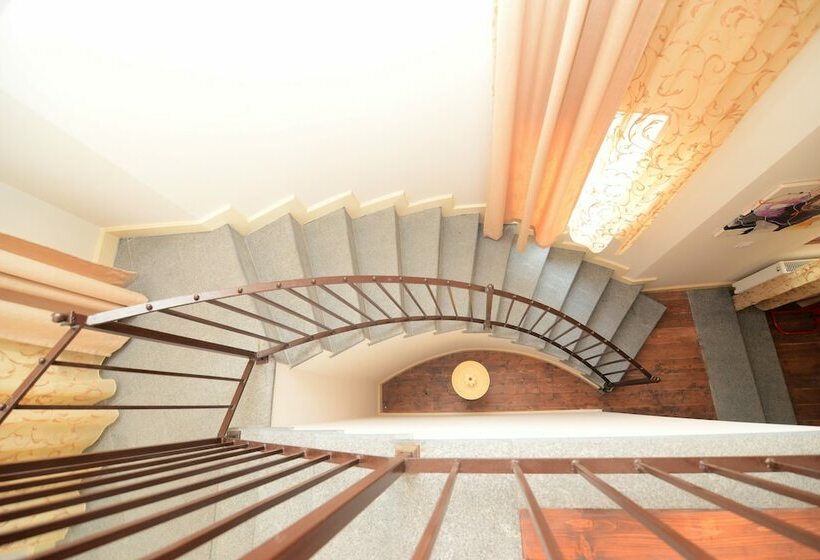 اتاق کلاسیک با چشم‌انداز باغ, Katerina Guest House