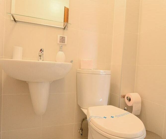 اتاق کلاسیک با چشم‌انداز باغ, Katerina Guest House