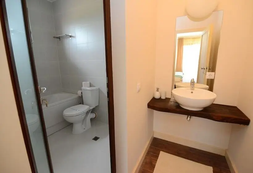 4ベッドルームハウス, Katerina Guest House