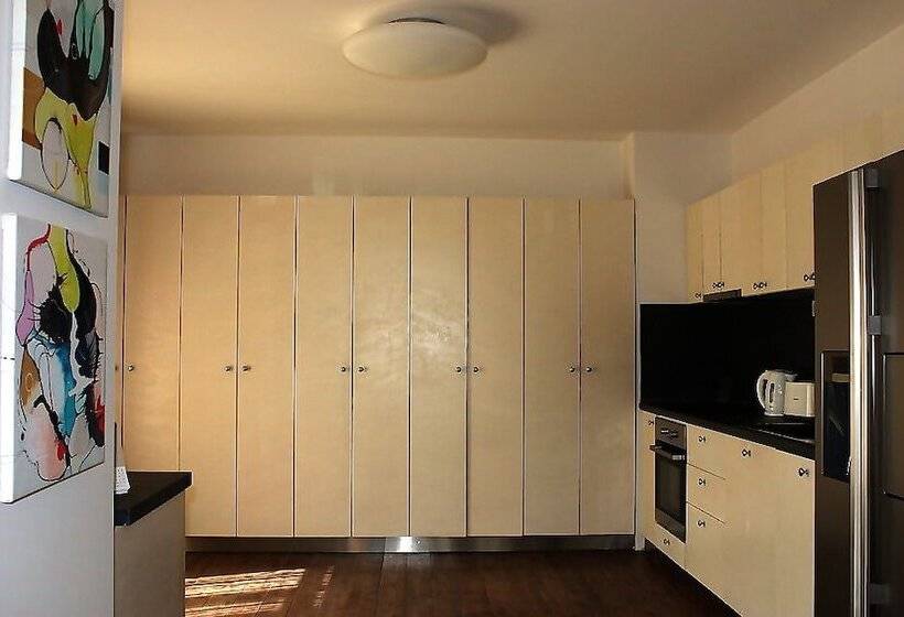 خانه 4 خوابه, Katerina Guest House