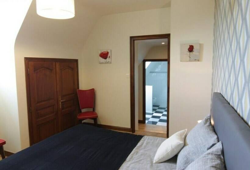 غرفة قياسية, La Demeure Du Castel