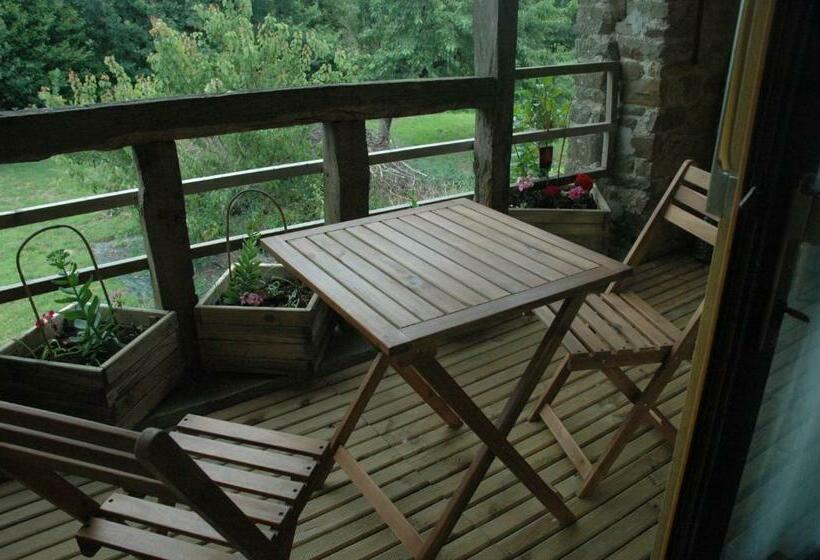 Номер Стандарт с Балконом, Chambre D Hote La Bouliere
