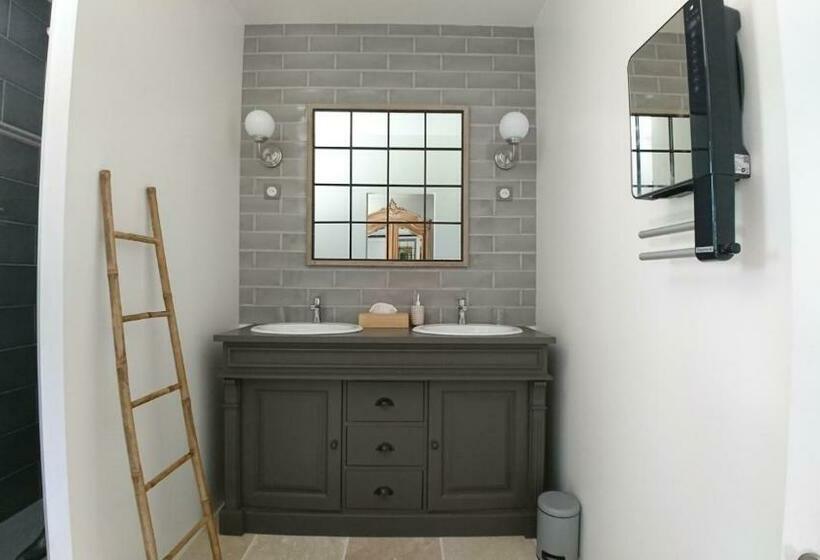 غرفة قياسية مزوَّدة بتراس, Domaine Du Bois Seguin