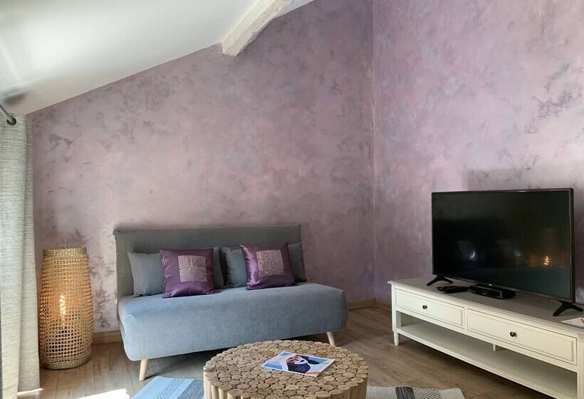 Люкс, Le Mas Aux Cedres   Teritoria