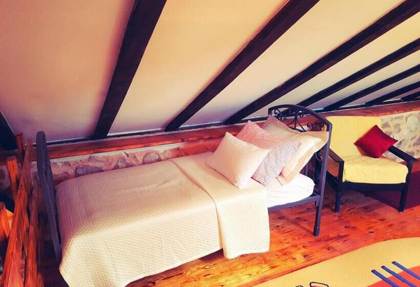 منزل غرفتين نوم, Ethno Village Kokorici