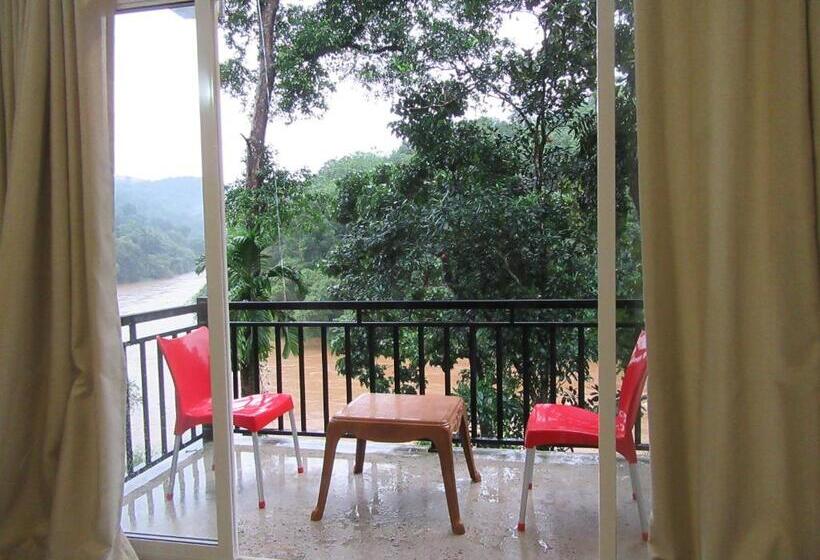 豪华三人间, Miridiya Resort