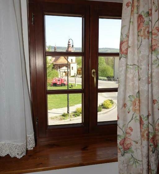 スタンダードシングルルーム, Gościniec Dworski W Ropie   Pokoje Gościnne