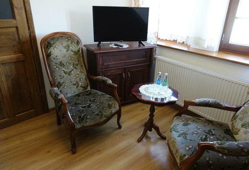 スタンダードシングルルーム, Gościniec Dworski W Ropie   Pokoje Gościnne