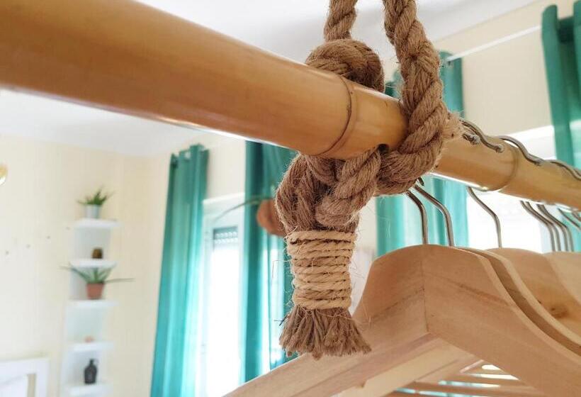 غرفة قياسية مزوَّدة بشُرفة, Green Element Guesthouse