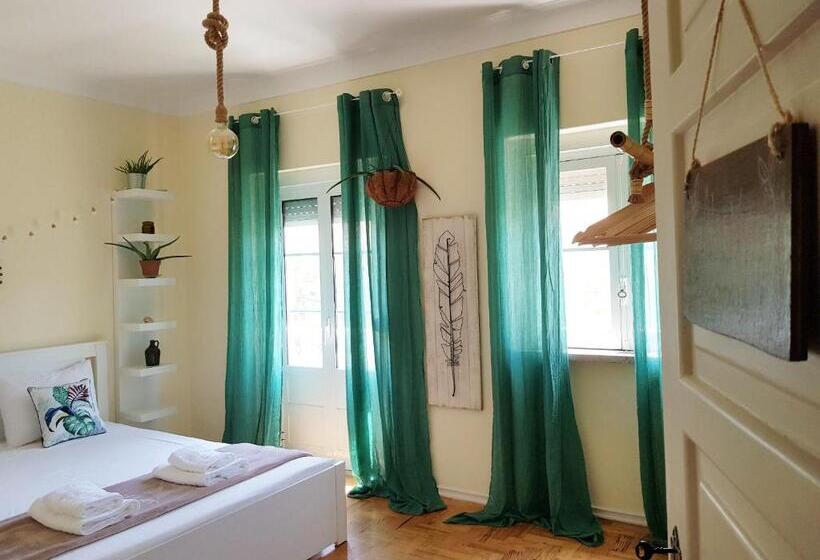 غرفة قياسية مزوَّدة بشُرفة, Green Element Guesthouse