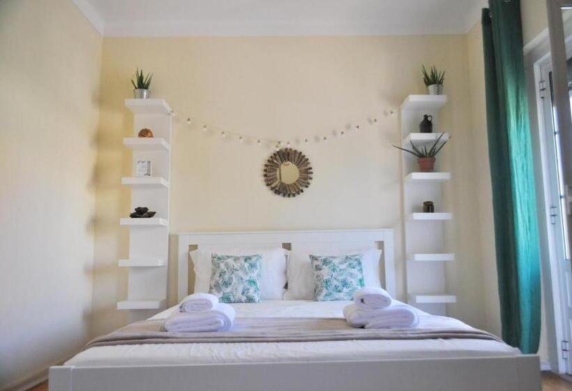 غرفة قياسية مزوَّدة بشُرفة, Green Element Guesthouse