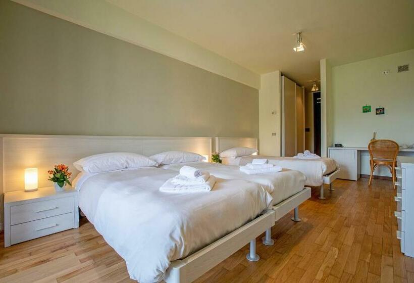 스탠다드 트리플 룸, Grem Bike Hostel