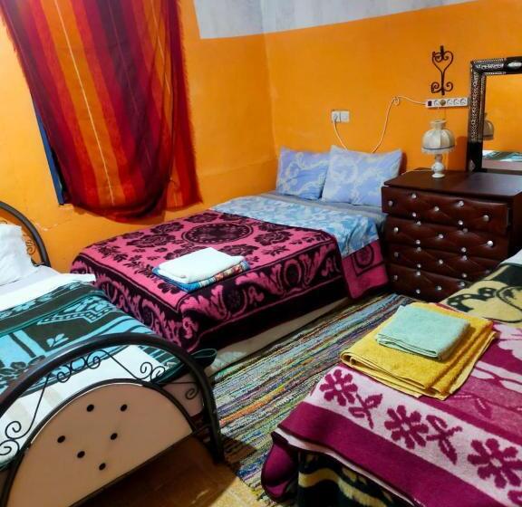 اتاق استاندارد سه تخته با چشم‌انداز باغ, Luna Del Fuego