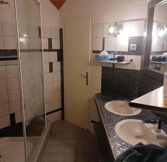 デラックスルーム, Chambres Et Table D Hôtes La Combette