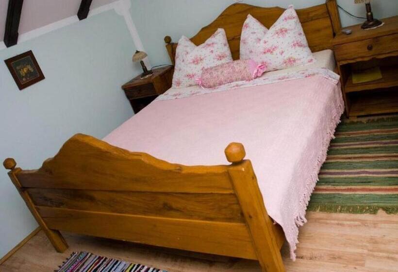 标准间, Stara Vodenica