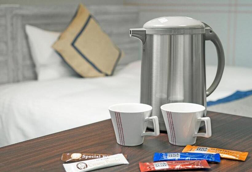 חדר סטנדרט לארבעה, Areaone Tokai