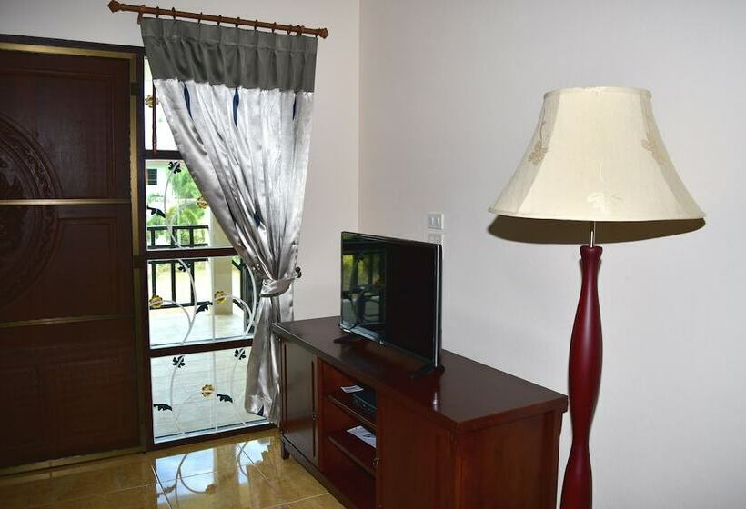 דירת דלוקס 2 חדרי שינה בצד עם נוף לים, Kate House Bangsaphan