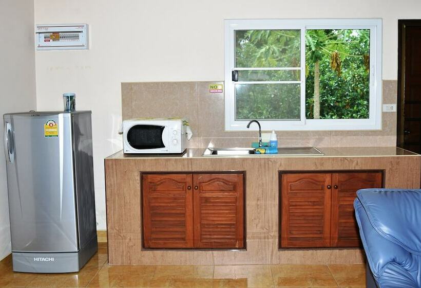 דירת דלוקס 2 חדרי שינה בצד עם נוף לים, Kate House Bangsaphan