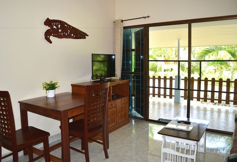 Дом 2 Спальни, Kate House Bangsaphan