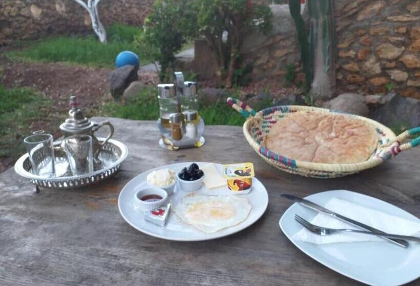 اتاق استاندارد با بالکن, Leonor