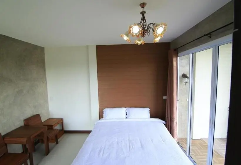 バルコニー付きスタンダードルーム, Nava Resort