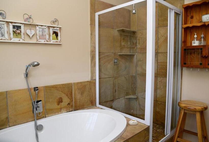 غرفة كومفورت ثلاثية, Marnicus B&b