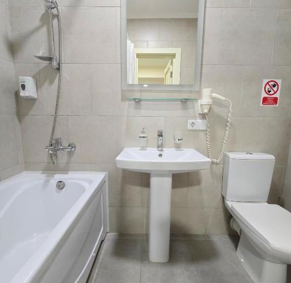 غرفة عائلية, Wellotel Chornomorsk