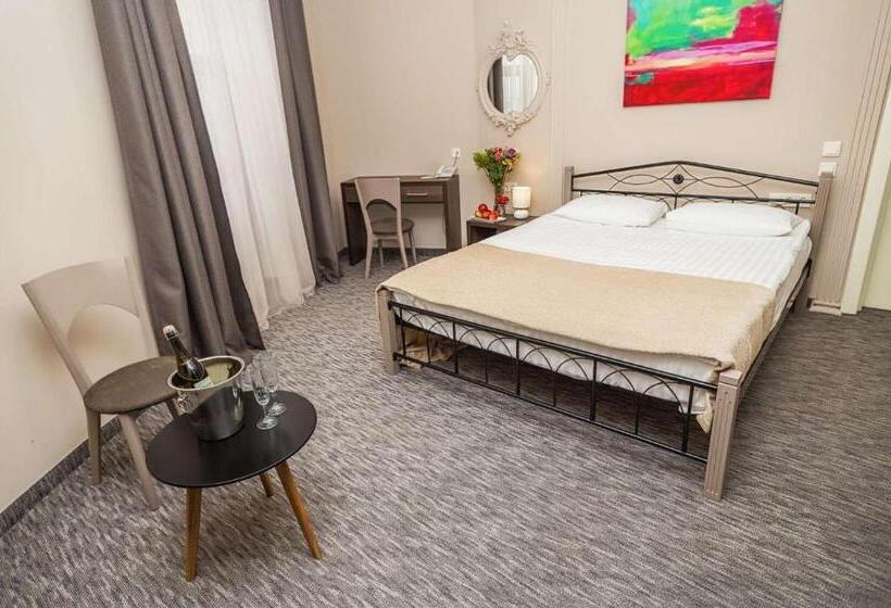 غرفة قياسية, Wellotel Chornomorsk