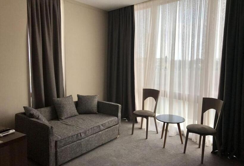 غرفة عائلية, Wellotel Chornomorsk